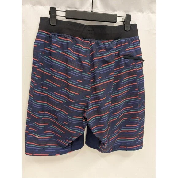 Lululemon T.H.E Short 9" *Size Medium* - Picture 5 of 9